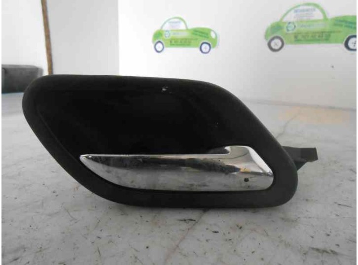 Recambio de maneta interior delantera derecha para bmw serie 7 (e38) 740i referencia OEM IAM 51218125514 CAJA 3 