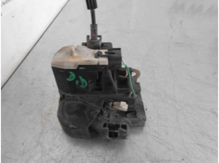 Replacement front right door lock for Renault Clio II Symbol 1.5 dCi diesel OEM IAM reference 7701473172 77014731