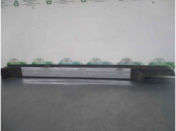 Recambio de molduras delanteras para mercedes-benz clase cl (w215) coupe 500 (215.375) referencia OEM IAM 2156801535  