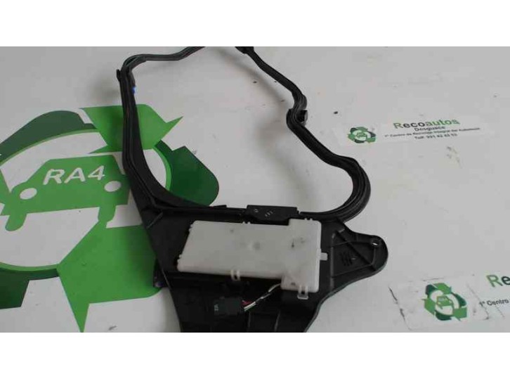 Recambio de antena para mercedes-benz clase cl (w215) coupe 500 (215.375) referencia OEM IAM 2158201775  