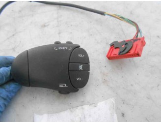 Recambio de mando volante para renault megane i berlina hatchback (ba0) 1.6e rn referencia OEM IAM 7700841290 