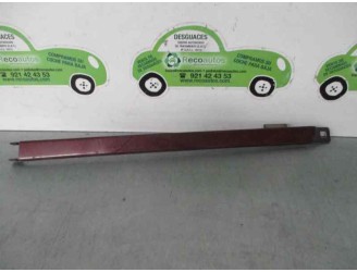 Recambio de embellecedor para mercedes-benz clase c (w202) berlina 220 (202.022) referencia OEM IAM A2028260277  