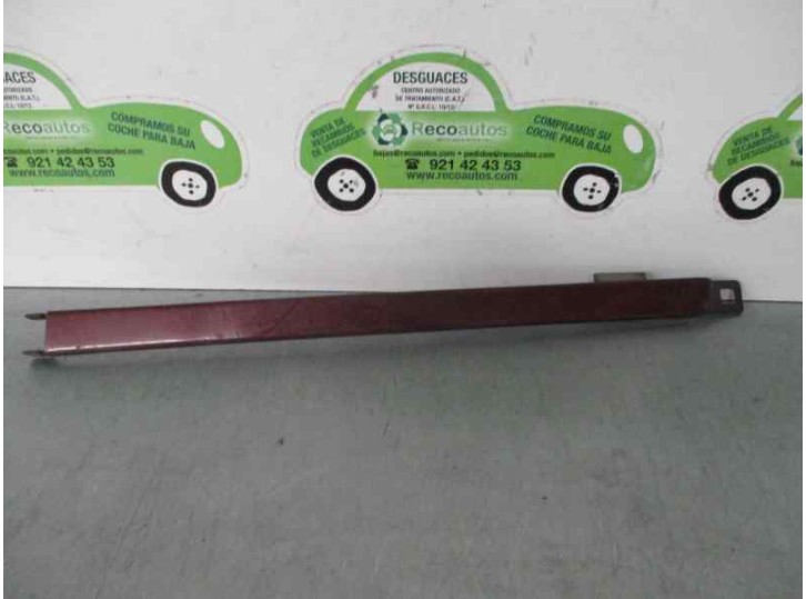 Recambio de embellecedor para mercedes-benz clase c (w202) berlina 220 (202.022) referencia OEM IAM A2028260277 