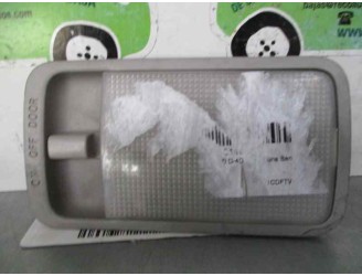 Recambio de luz interior para toyota corolla (e12) 2.0 d-cat referencia OEM IAM 8124013030B0 