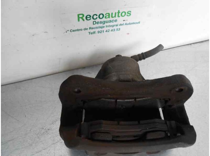 Replacement front right brake caliper for Hyundai Elantra (XD) 2.0 CAT OEM IAM reference 5819029A40 5819029A40 