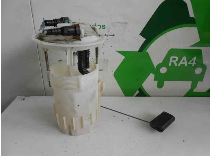 Recambio de aforador para renault megane iii coupe luxe referencia OEM IAM 172020033R 0580207007 BOSCH