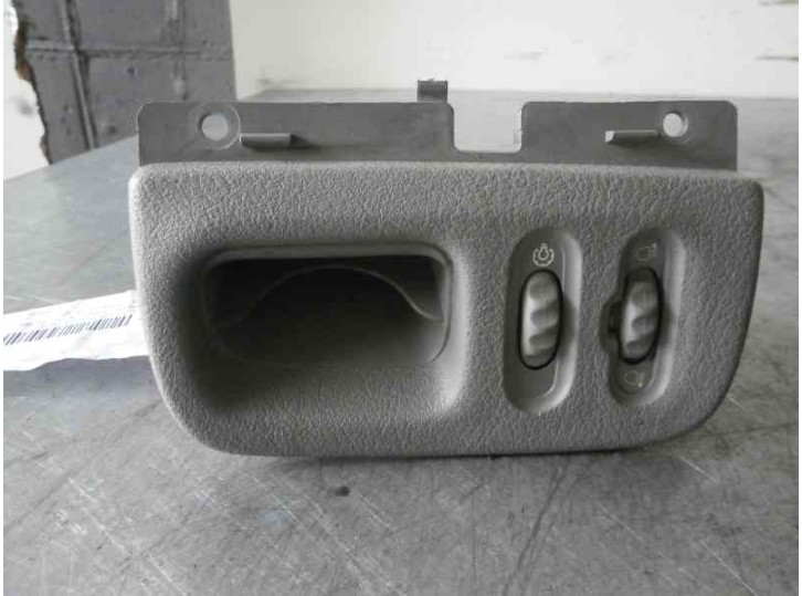 Recambio de boton regulador luces-no usar para renault megane i scenic (ja0) 1.6 16v kaleido referencia OEM IAM 8200171269 