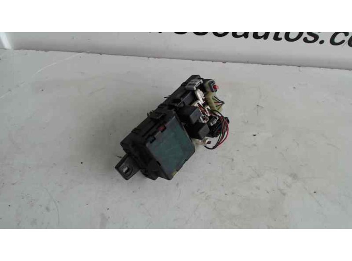 Recambio de caja reles / fusibles para hyundai galloper santano 2.0 105 cv. referencia OEM IAM 91800M2301 91800M2301 