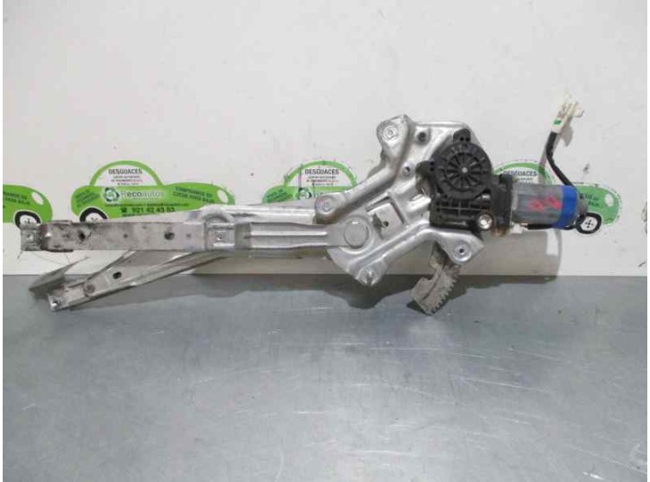 Replacement front right window regulator for Toyota Corolla (E11) 1.6 Linea Sol (5-door) OEM IAM reference 6981002080 6981002