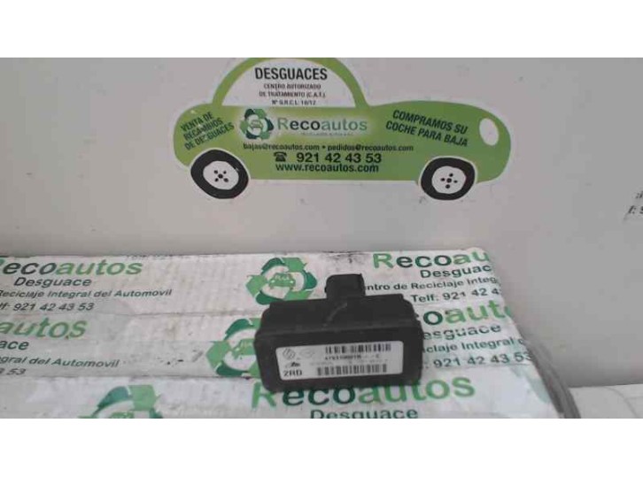 Recambio de modulo electronico para renault megane iii coupe luxe referencia OEM IAM 479310001R C  