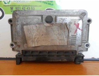 Recambio de centralita motor uce para peugeot 206 berlina xt referencia OEM IAM 9632693980 0261206216 