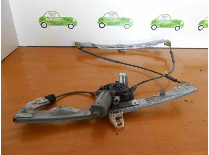 Replacement front left window regulator for Peugeot 206 berlina XT OEM IAM reference 9221G0 2 PINS 5 DOORS.
