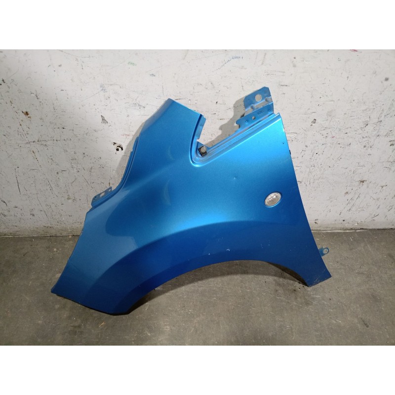 Recambio de aleta delantera izquierda para ford ka (ru8) 1.3 tdci referencia OEM IAM 1673512 1673512 