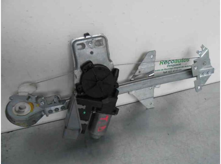 Recambio de elevalunas trasero derecho para peugeot 307 (s1) xt referencia OEM IAM 400584L 6 PINES 5 PUERTAS.