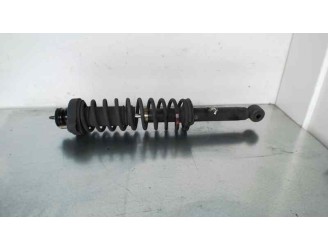 Recambio de amortiguador trasero izquierdo para mitsubishi carisma berina 5 (da0) 1800 gdi lx referencia OEM IAM MR910775 62660B