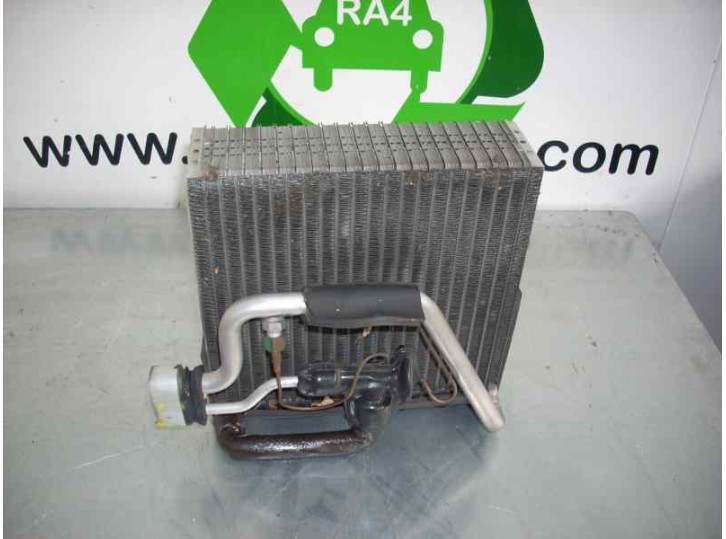 Replacement air conditioning evaporator for Mitsubishi Carisma Berlina 5 (DA0) 1800 GDI LX OEM IAM reference CAB311A143 