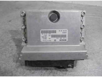 Recambio de centralita motor uce para citroën xantia berlina 1.9 td sx referencia OEM IAM 96924519580 0281001262 BOSCH
