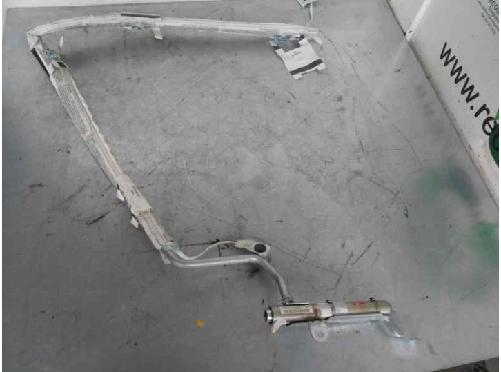 Recambio de airbag lateral izquierdo para renault clio iii 1.2 referencia OEM IAM 8200635952A 378071450088 