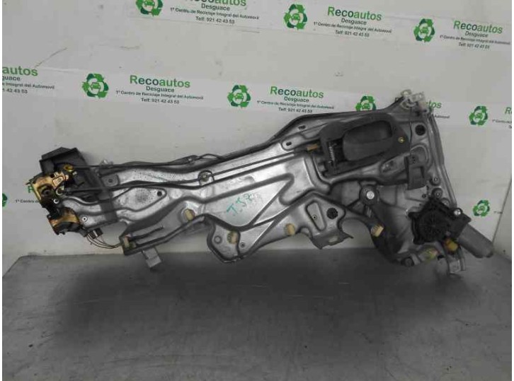 Recambio de elevalunas trasero izquierdo para renault laguna (b56) 2.2 turbodiesel referencia OEM IAM 7701367649 7701367649 