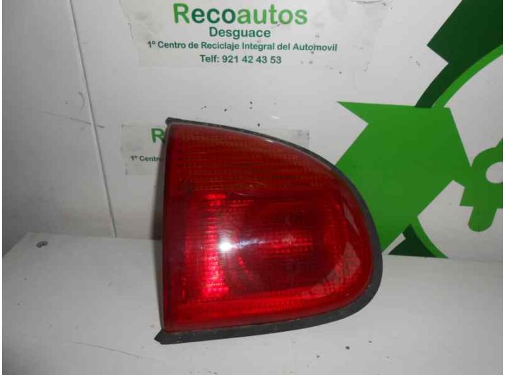 Recambio de piloto trasero derecho para ford escort berlina/turnier bravo lim. referencia OEM IAM 93AG15K258 5 PUERTAS PORTON