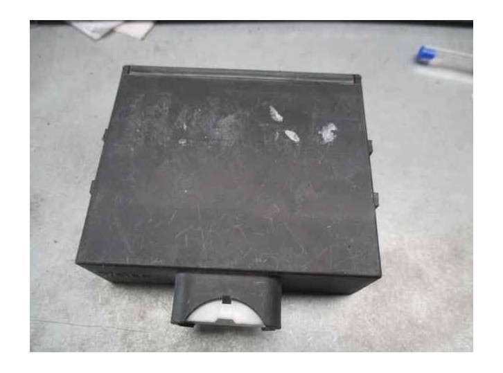 Recambio de modulo electronico para peugeot 107 urban referencia OEM IAM 897400H01000 73677412 VALEO