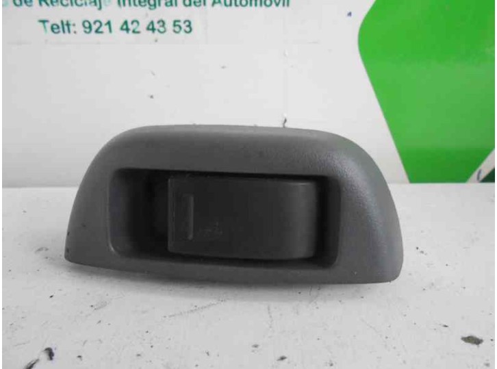 Recambio de mando elevalunas delantero derecho para peugeot 107 urban referencia OEM IAM 742320H010  