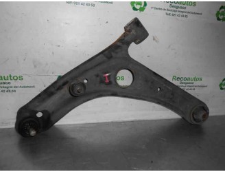 Recambio de brazo suspension inferior delantero izquierdo para toyota yaris (ncp1/nlp1/scp1) 1.4 turbodiesel cat referencia OEM 