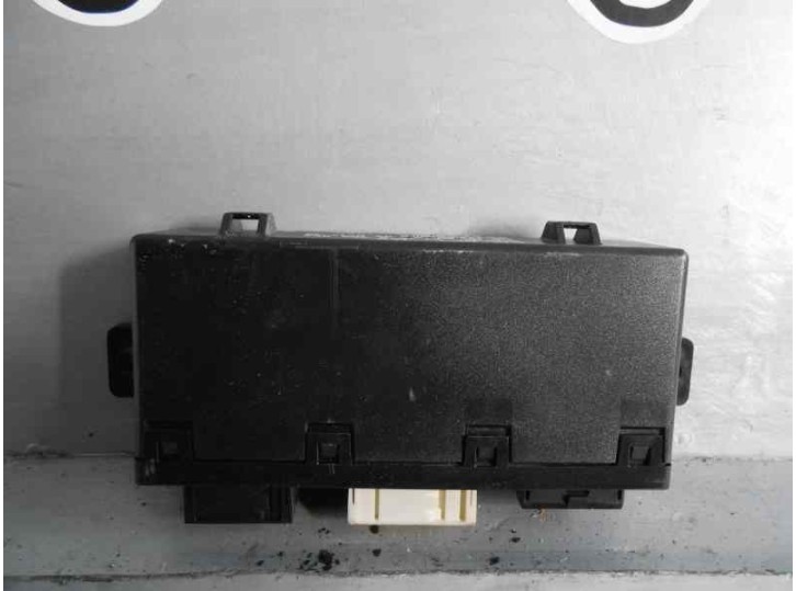 Recambio de centralita cierre para bmw serie 7 (e38) 750i automático referencia OEM IAM 61358352062 05071710 