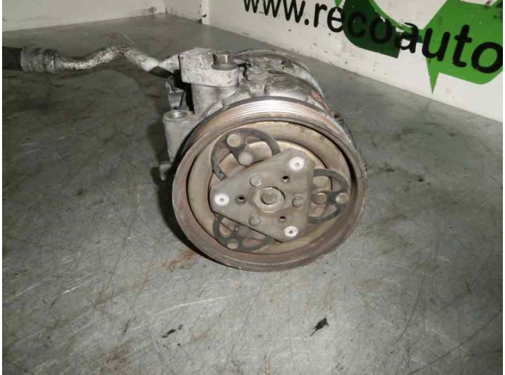 Recambio de compresor aire acondicionado para lada niva ( 2121 / 21213 / 21214 / 21215 ) 1.6 referencia OEM IAM 98260067B01 7054