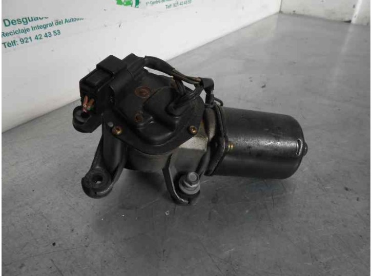 Recambio de motor limpia delantero para daewoo nubira berlina 1.6 cat referencia OEM IAM   