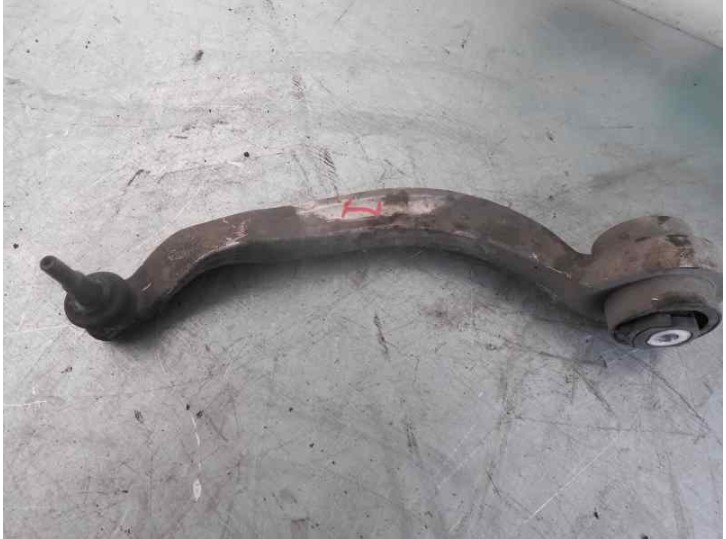Recambio de brazo suspension inferior delantero izquierdo para audi a4 berlina (8e) 1.8 20v turbo referencia OEM IAM 