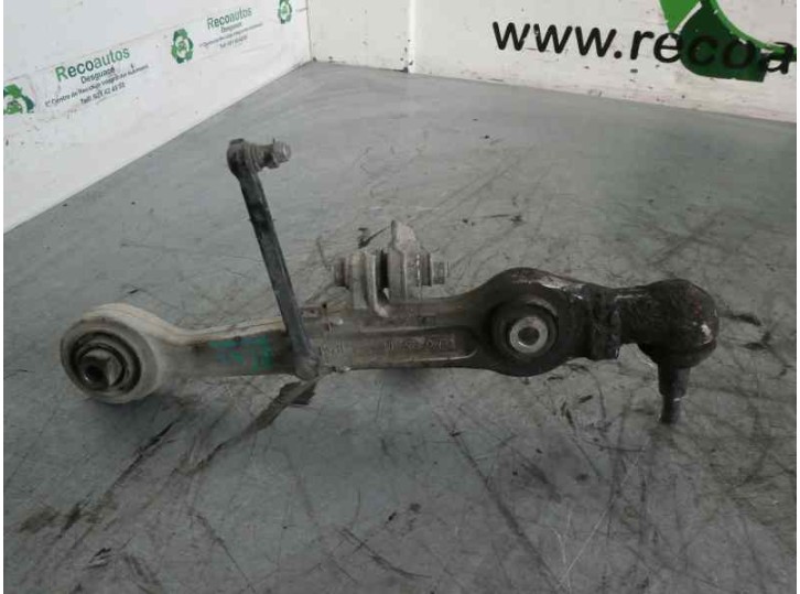 Recambio de brazo suspension inferior delantero izquierdo para audi a6 berlina (4b2) 2.5 tdi quattro referencia OEM IAM 4B340715