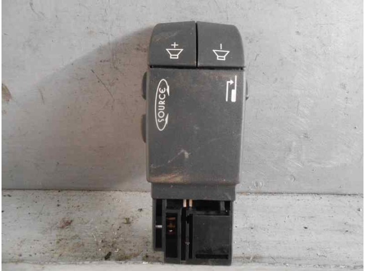 Recambio de mando radio volante para renault laguna ii (bg0) 1.6 referencia OEM IAM 34442201AP 7701049643 