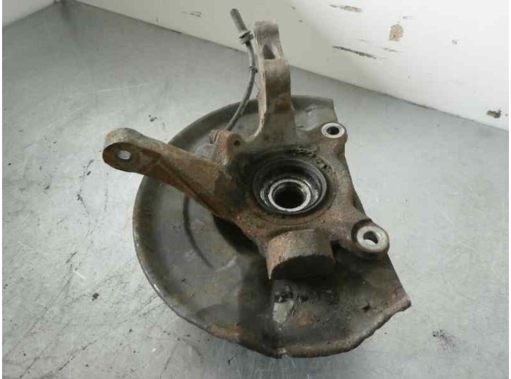 Recambio de mangueta delantera izquierda para volvo v40 familiar 1.8 16v cat referencia OEM IAM 