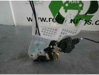 Recambio de cerradura puerta trasera izquierda para hyundai tucson (jm) 2.0 cat referencia OEM IAM 814102E000 5 PINES 5 PUERTAS