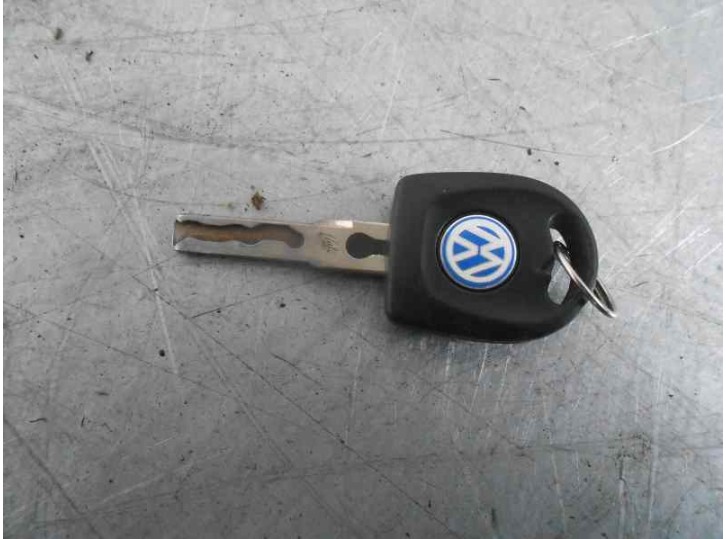 Replacement ignition key for Volkswagen Golf IV Saloon (1J1) 1.9 TDI OEM IAM reference 