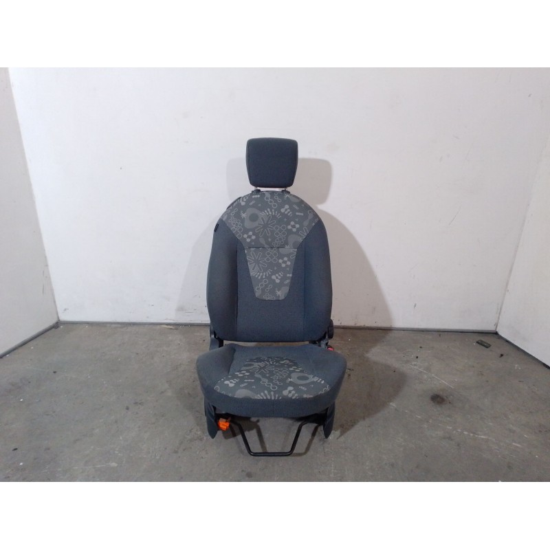 Recambio de asiento delantero derecho para ford ka (ru8) 1.3 tdci referencia OEM IAM 1567767 1567767 