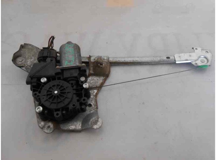 Recambio de elevalunas trasero izquierdo para audi a6 berlina (c4) 2.5 tdi cat (ael) referencia OEM IAM 8 PINES 4 PUERTAS