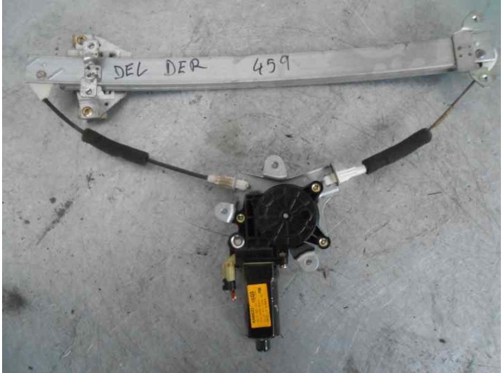 Recambio de elevalunas delantero derecho para hyundai galloper santano 2.0 105 cv. referencia OEM IAM 98890M2610 2 PINES 3 PUERT