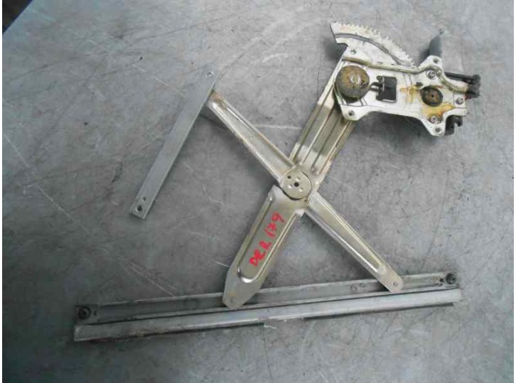 Recambio de elevalunas delantero derecho para suzuki swift sf berlina (ma) 1.3 cat referencia OEM IAM 2 PINES 3 PUERTAS.