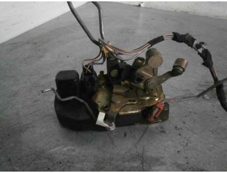 Recambio de cerradura puerta delantera derecha para chrysler voyager (rg) 2.5 crd se grand voyager referencia OEM IAM 04717802AB