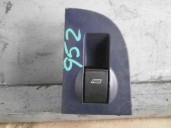 Recambio de mando elevalunas delantero derecho para audi a6 berlina (4b2) 2.8 v6 30v referencia OEM IAM 4B0989855 501690 