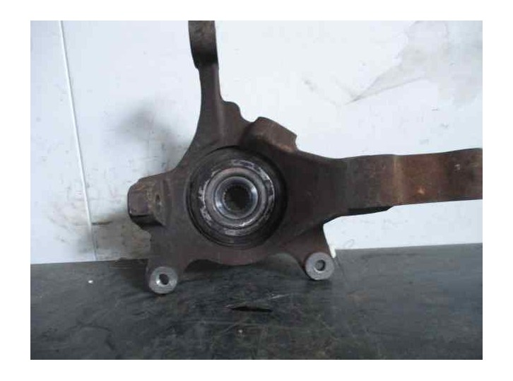 Recambio de mangueta delantera izquierda para renault laguna grandtour (k56) 2.2 turbodiesel referencia OEM IAM 7700423102  