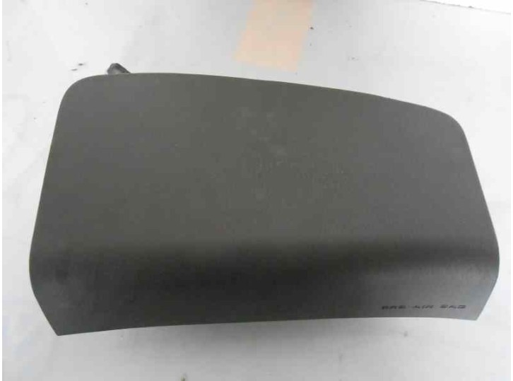 Recambio de airbag delantero derecho para kia carnival 2.9 turbodiesel cat referencia OEM IAM K2APAM3V440238 K56A57K50 