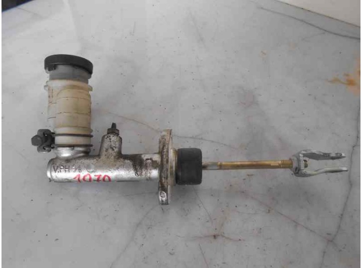 Recambio de bomba embrague para hyundai accent (lc) 1.5 crdi cat referencia OEM IAM 