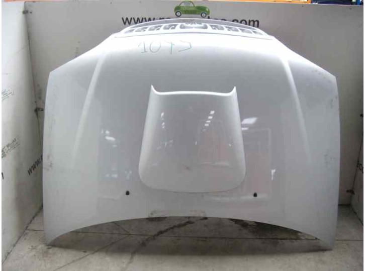 Recambio de capot para kia carnival 2.9 turbodiesel cat referencia OEM IAM 0K55A52310D AZUL CLARO 