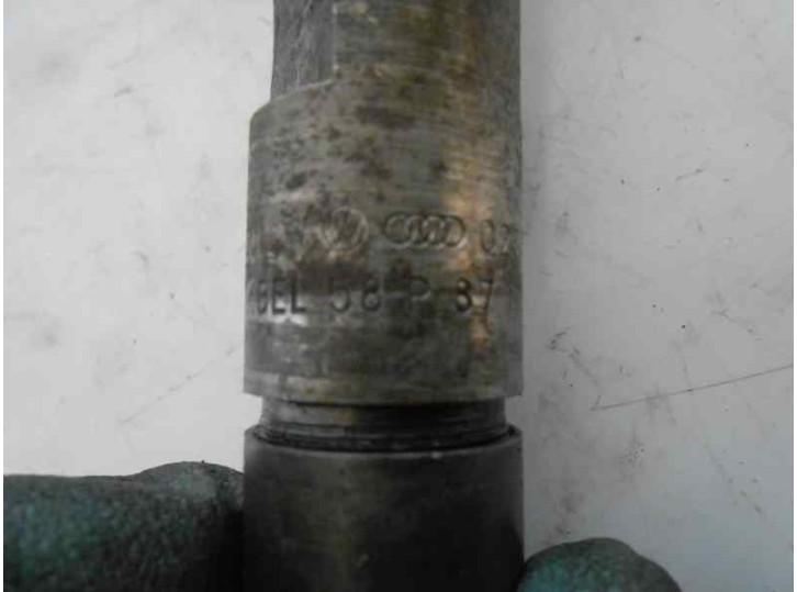 Recambio de inyector para audi a4 berlina (b5) 1.9 tdi referencia OEM IAM 028130201 58P87 BOSCH