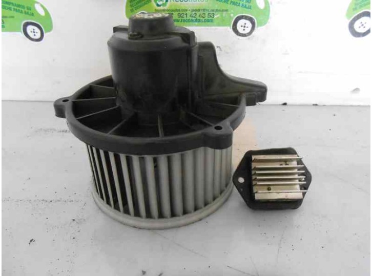 Recambio de motor calefaccion para kia carnival 2.9 turbodiesel cat referencia OEM IAM 0K55261C07 CON RESISTENCIA 