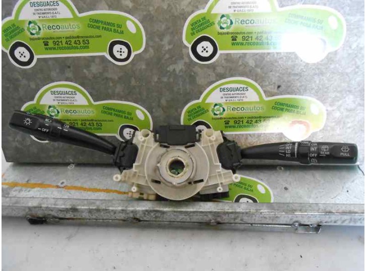 Recambio de mando luces para toyota avensis berlina (t 22) 1.6 16v referencia OEM IAM   