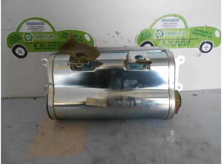 Recambio de airbag delantero derecho para toyota avensis berlina (t 22) 1.6 16v referencia OEM IAM 7397005030 7397005040 TOYOTA
